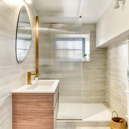 Cocon Carcassonnais - Free Parking - Wifi - Climatisation - Equipee Apartment *